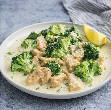 Hähnchengeschnetzeltes mit Brokkoli in Kokossauce